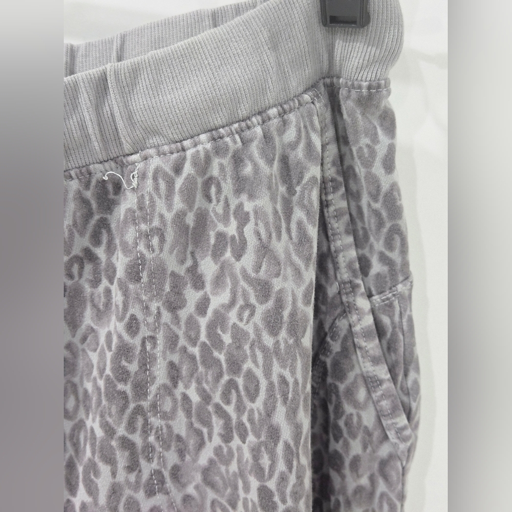 ​Saturday Sunday Anthropologie Gray Soft Leopard Print Joggers Cozy Core Size M - Picture 4 of 8
